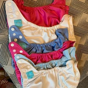 6 Charlie banana cloth diapers